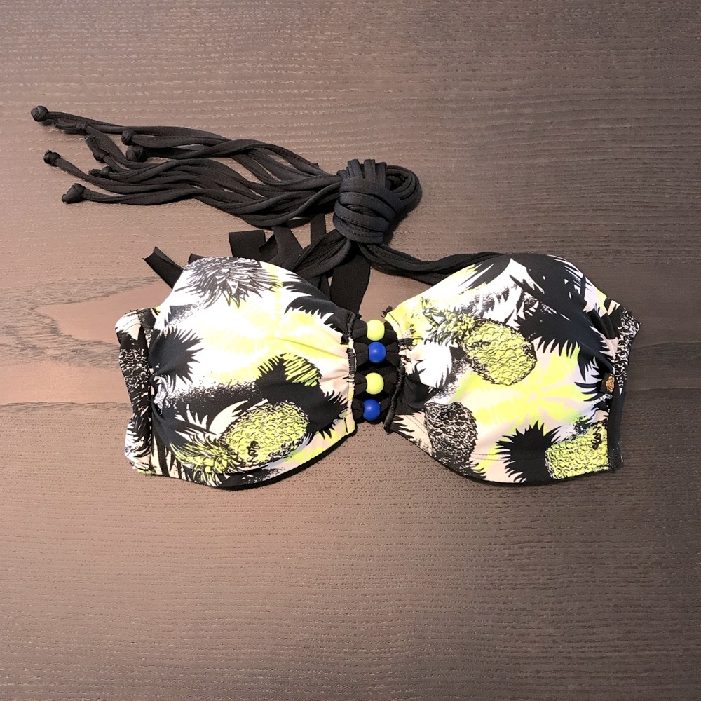 La Vie En Rose Bikini Top